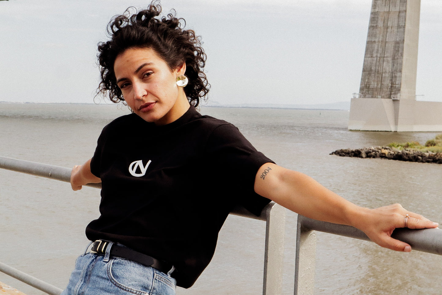 No Signal Heavyweight Tee with Logo (White and Black)